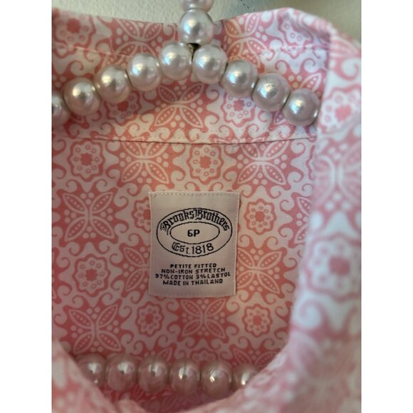 Brooks Brothers Petite Womens Size 6P Pink Floral Blouse Button Front Fitted - Picture 4 of 4
